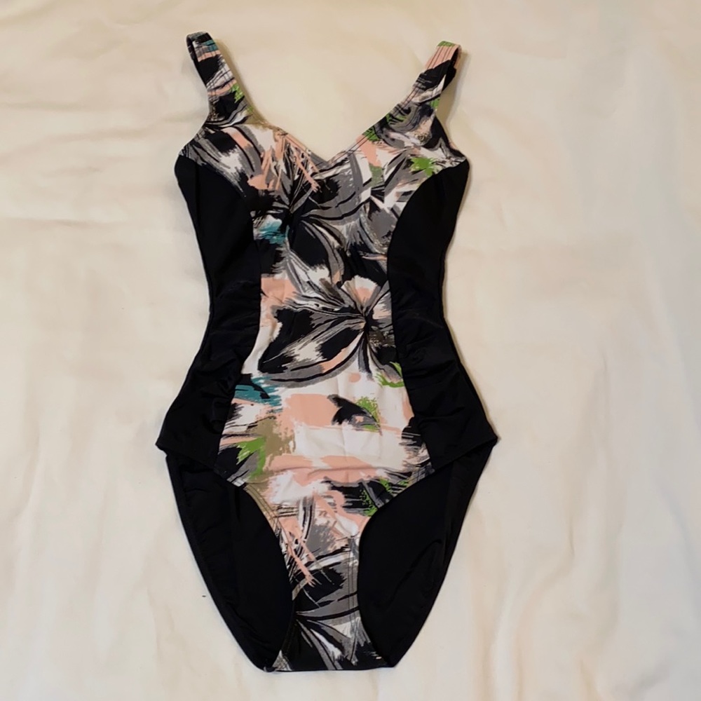 Bawdy Pink & Black Tropical One Piece Swimsuit, Small